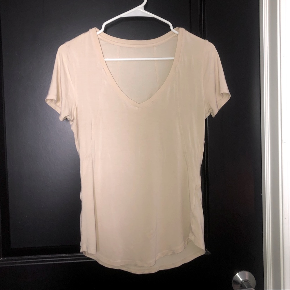 Balance athletica workout tee!